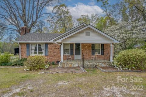 314 Henderson Rd, Tryon, NC 28782 photo 1
