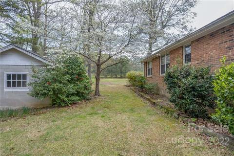 314 Henderson Rd, Tryon, NC 28782 photo 30