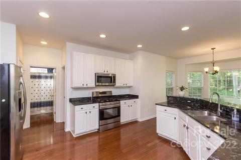 19920 Sandyedge Dr, Cornelius, NC 28031 photo 12