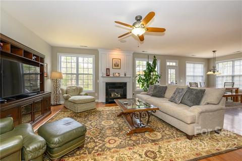 1810 Resolution Ct, Waxhaw, NC 28173 photo 14