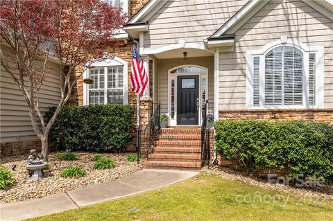 1810 Resolution Ct, Waxhaw, NC 28173 photo 2