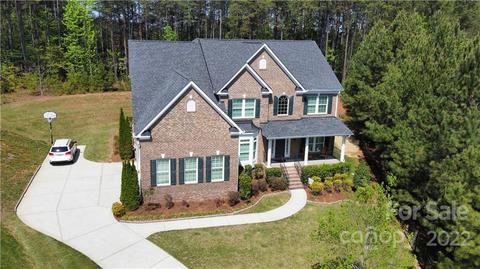 7945 Norman Pointe Dr, Denver, NC 28037 photo 2