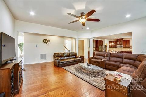 7945 Norman Pointe Dr, Denver, NC 28037 photo 21
