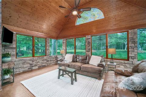 19712 River Falls Dr, Davidson, NC 28036 photo 14