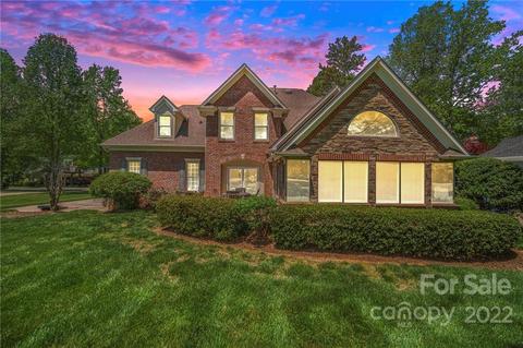 19712 River Falls Dr, Davidson, NC 28036 photo 39