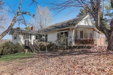 121 Edwards Rd, Clyde, NC 28721 photo 6
