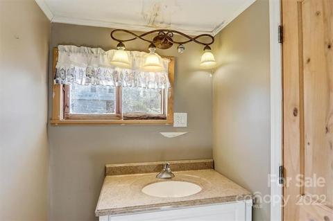 121 Edwards Rd, Clyde, NC 28721 photo 39