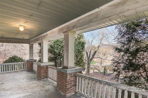 121 Edwards Rd, Clyde, NC 28721 photo 5
