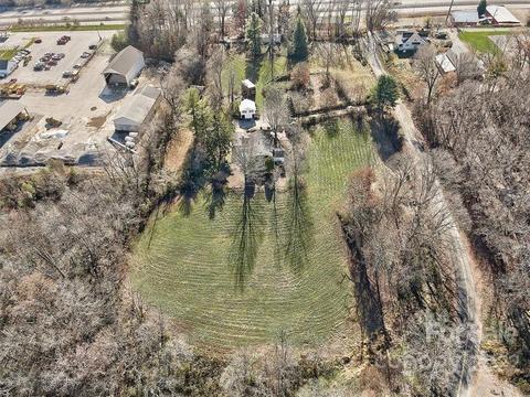 121 Edwards Rd, Clyde, NC 28721 photo 2