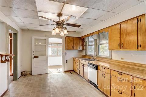 121 Edwards Rd, Clyde, NC 28721 photo 16
