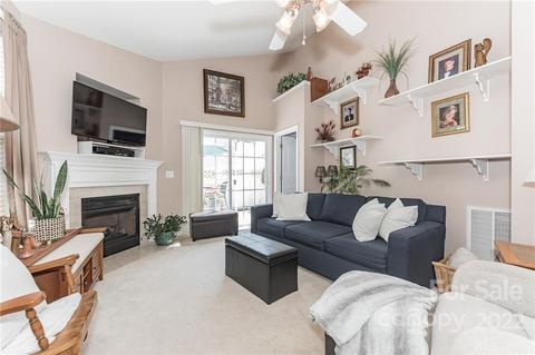 916 Copperstone Ln, Fort Mill, SC 29708 photo 5