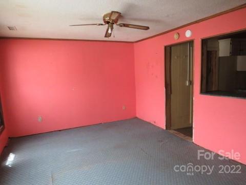 196 Dutchman Rd, Harmony, NC 28634 photo 4
