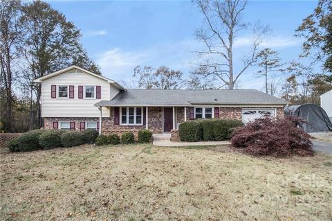 652 Summerow Rd, Stanley, NC 28164 photo 1
