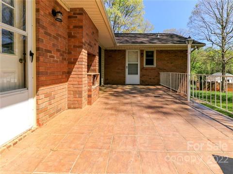 210 7th St NE, Conover, NC 28613 photo 34
