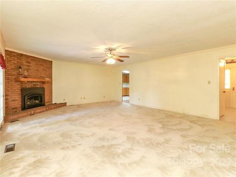 210 7th St NE, Conover, NC 28613 photo 18