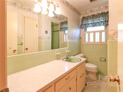 210 7th St NE, Conover, NC 28613 photo 21