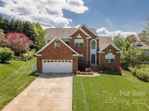 20326 Berry Cir, Cornelius, NC 28031 photo 3
