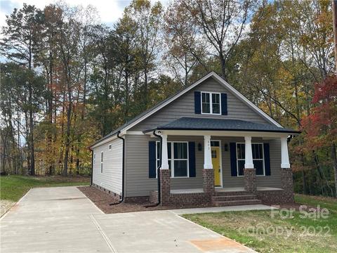 403 Fourth St, Stanley, NC 28164 photo 1
