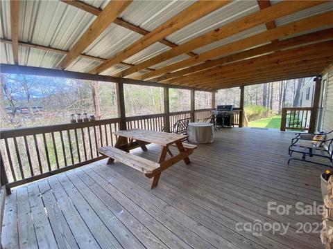 73 Deaver Rdg, Marshall, NC 28753 photo 2