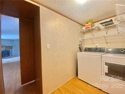 73 Deaver Rdg, Marshall, NC 28753 photo 6