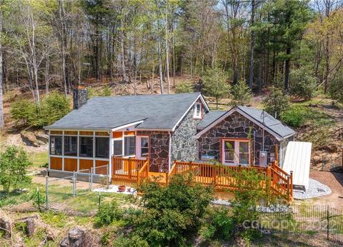 76 Poplar Dr, Spruce Pine, NC 28777 photo 1
