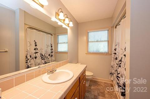 400 5th Ave NE, Conover, NC 28613 photo 33