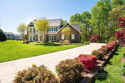 400 5th Ave NE, Conover, NC 28613 photo 1