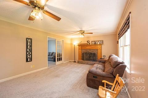400 5th Ave NE, Conover, NC 28613 photo 11