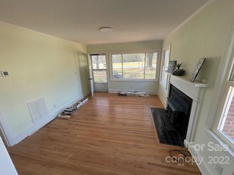 7716 Plott Rd, Charlotte, NC 28215 photo 5