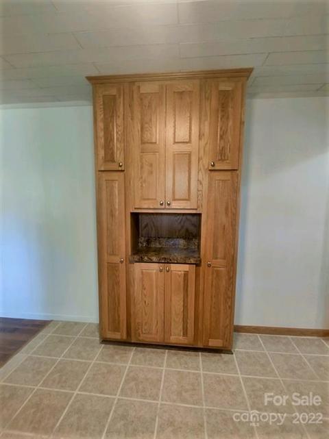 385 Slim Dillard Rd, Sylva, NC 28779 photo 4