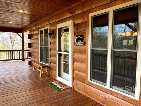 2657 Deer Run, Purlear, NC 28665 photo 5