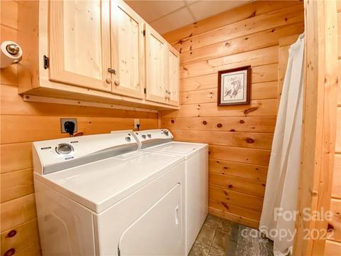 2657 Deer Run, Purlear, NC 28665 photo 25