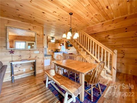 2657 Deer Run, Purlear, NC 28665 photo 11