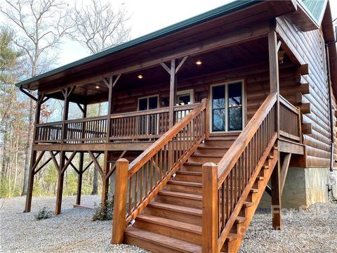 2657 Deer Run, Purlear, NC 28665 photo 2