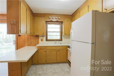 861 Mark Ln, Lancaster, SC 29720 photo 7
