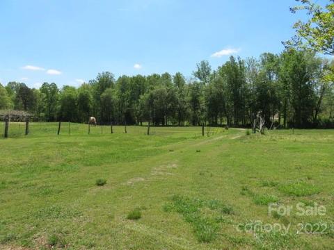 4542 Crabapple St, Conover, NC 28613 photo 44