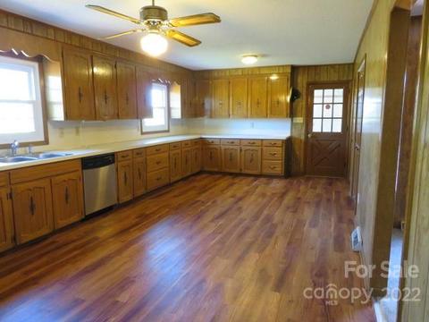 4542 Crabapple St, Conover, NC 28613 photo 15