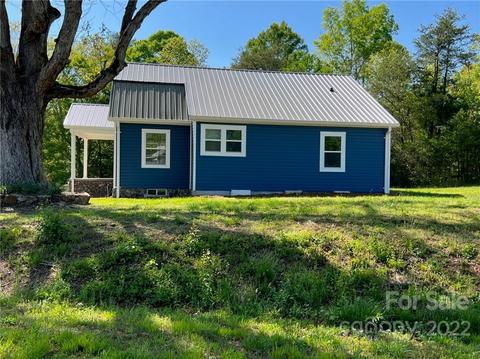 2064 Bailey Dr, Hickory, NC 28601 photo 3