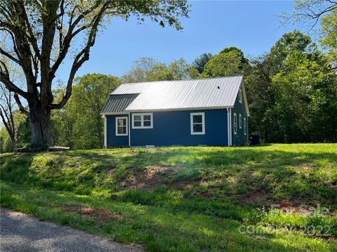 2064 Bailey Dr, Hickory, NC 28601 photo 4