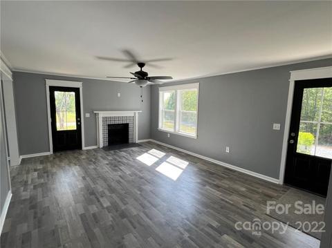 2064 Bailey Dr, Hickory, NC 28601 photo 10