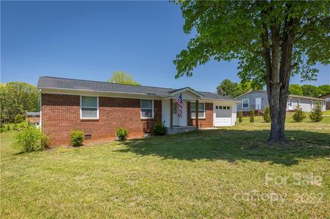1966 Crown Dr, Conover, NC 28613 photo 2