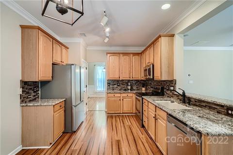 1009 Brook Valley Run, Monroe, NC 28110 photo 3