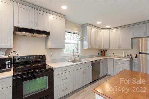 100 Cedar Crest Dr, Brevard, NC 28712 photo 6