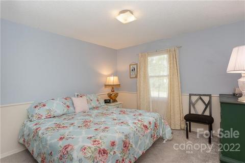 100 Cedar Crest Dr, Brevard, NC 28712 photo 9