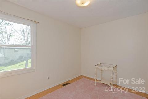 100 Cedar Crest Dr, Brevard, NC 28712 photo 12