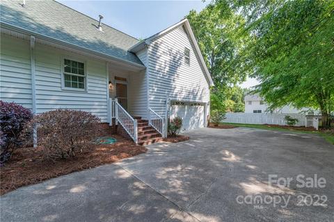 1688 Sharon Ln, Lancaster, SC 29720 photo 4