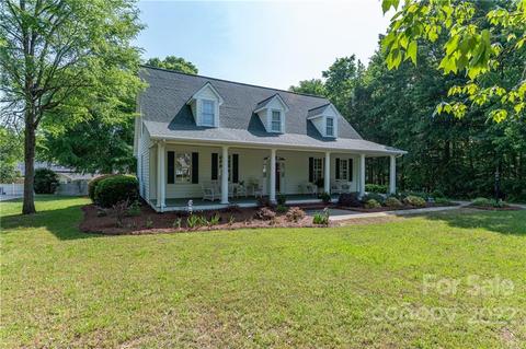 1688 Sharon Ln, Lancaster, SC 29720 photo 2