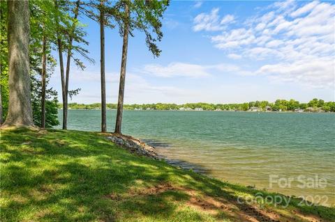 309 Northwest Dr, Davidson, NC 28036 photo 3