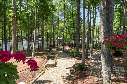 20411 Queensdale Dr, Cornelius, NC 28031 photo 25