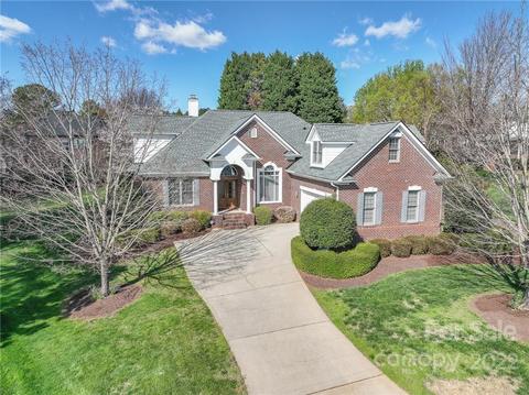 17716 Springwinds Dr, Cornelius, NC 28031 photo 2